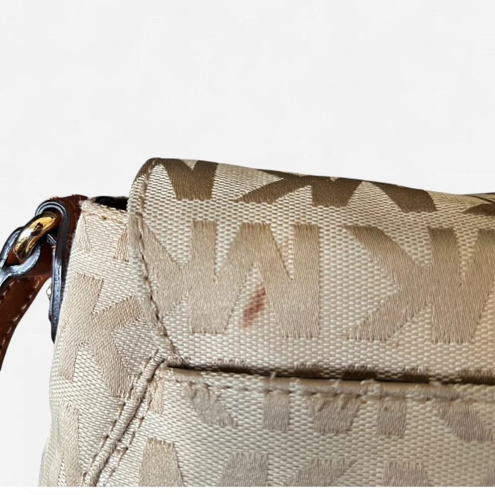 Michael Kors‎ Monogram Crossbody and Wristlet Set